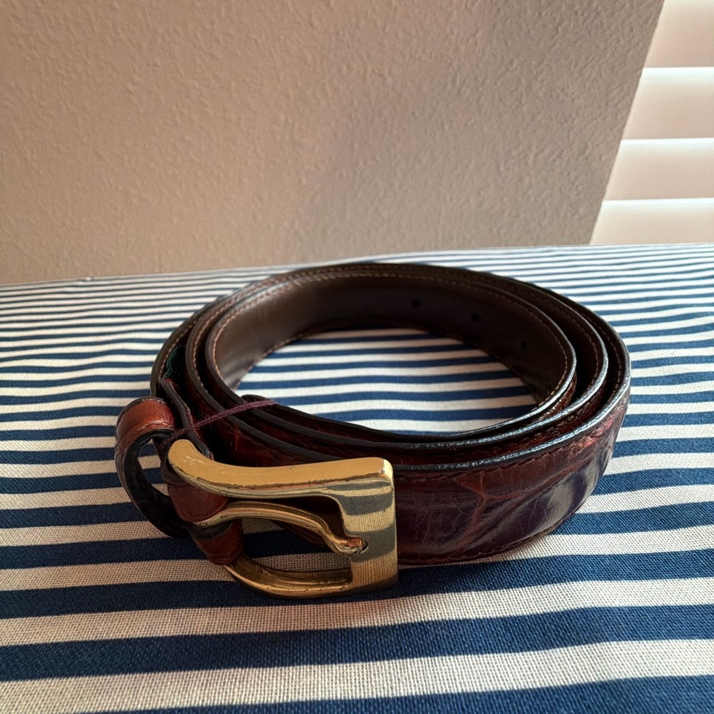 Club Room Brown Genuine Calfskin Belt with Gold Brass Buckle size 34